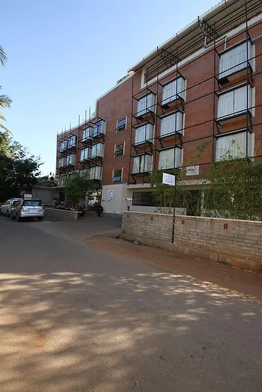 *** Hotel Mango Hotels, Mysore- Jayalakshmipuram India