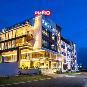 Hotel M Pro Palace - 12 Minutes To Palace